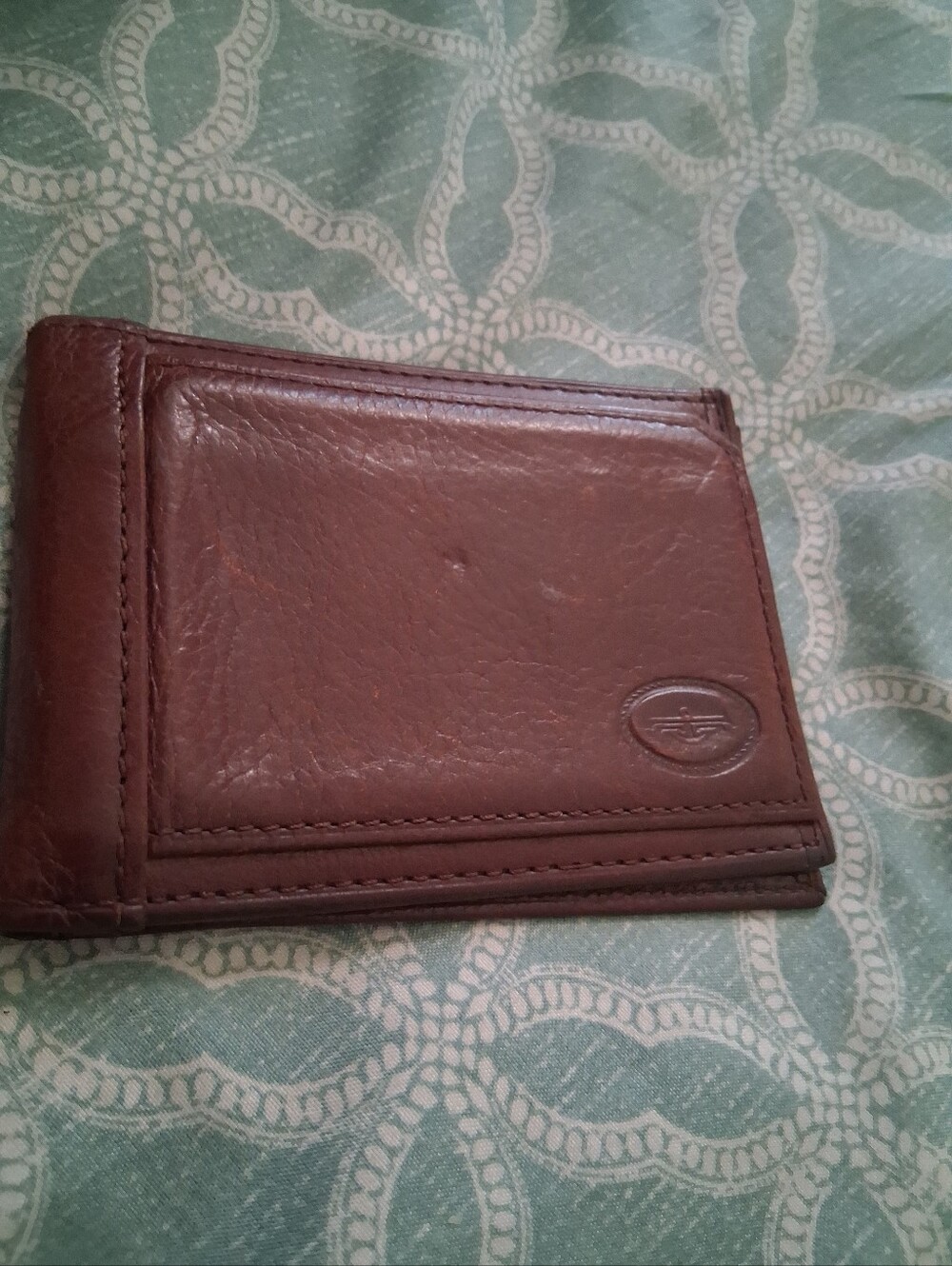 Dockers Men's Brown Leather Bi-Fold Wallet - Classic Design